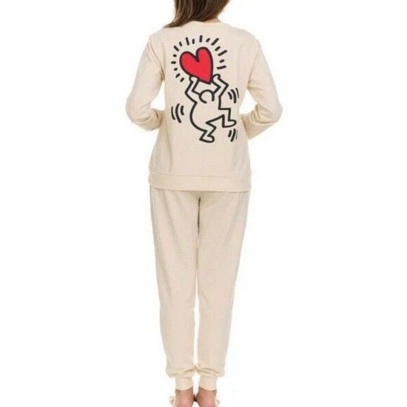 Keith Haring Soft Fleece Lounge Set Long Sleeve Crew & Joggers Cream NWT - Picture 2 of 4